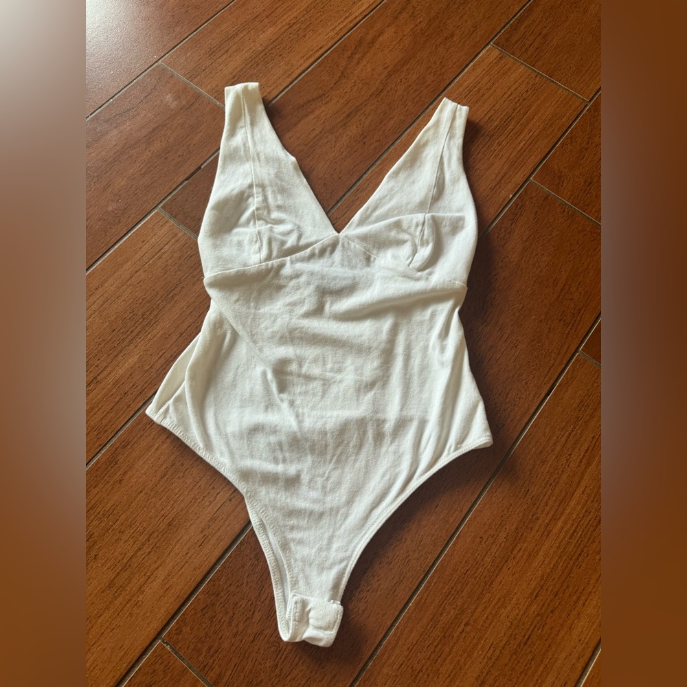 Vici’s White One Piece